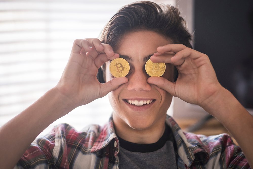 การแลกเปลี่ยนแบบกระจายศูนย์ (DEX) คืออะไร